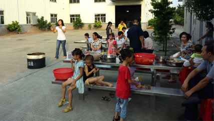 不銹鋼帶生產廠家，鑫發金屬，快樂工作之燒烤生活